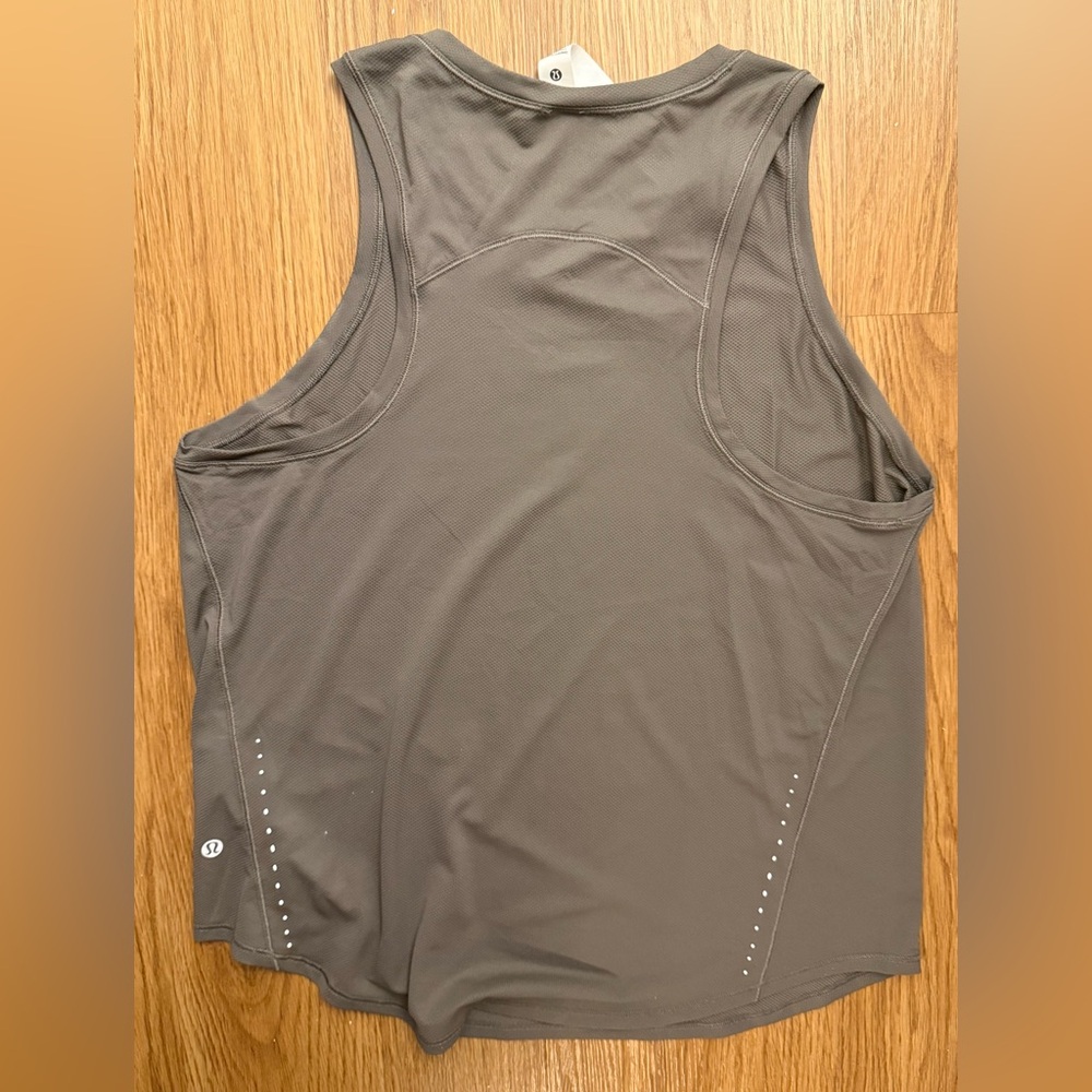Lululemon High Neck Running and Training Tank Top. Size 10.